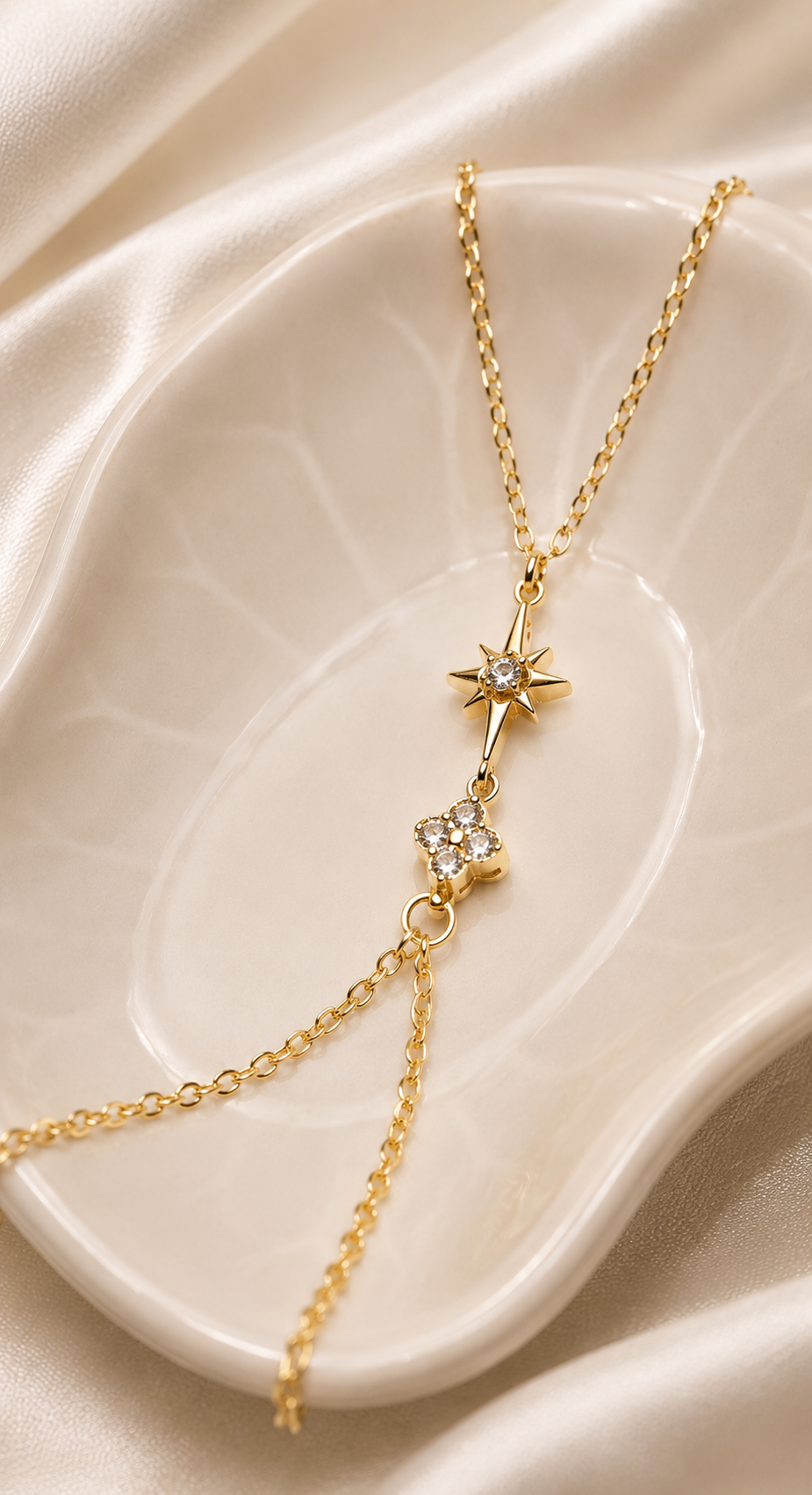 Murielle Hand Chain