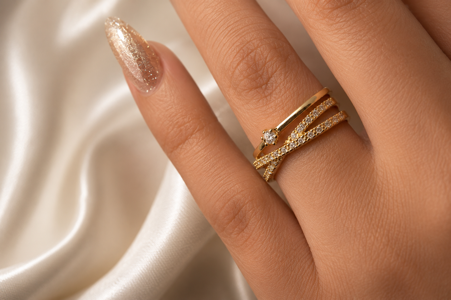 Criss Cross Star Ring