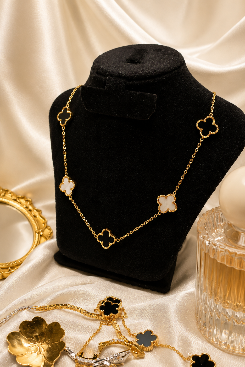 Two Tone Clover Necklace