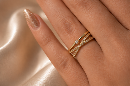 Criss Cross Star Ring