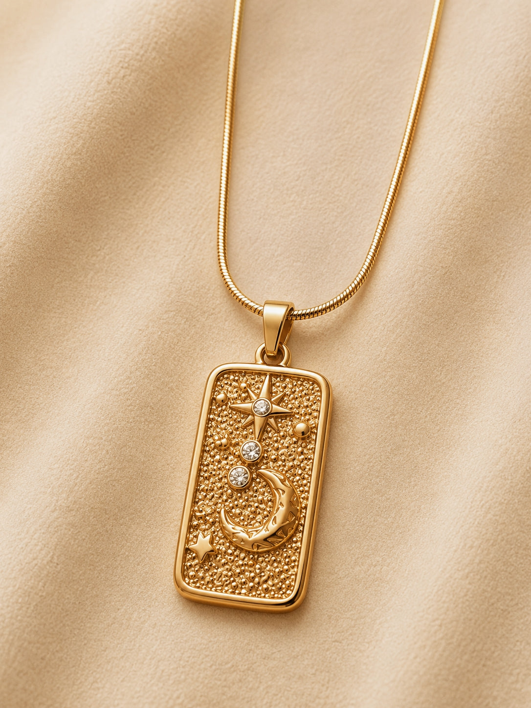 Star Plate Necklace