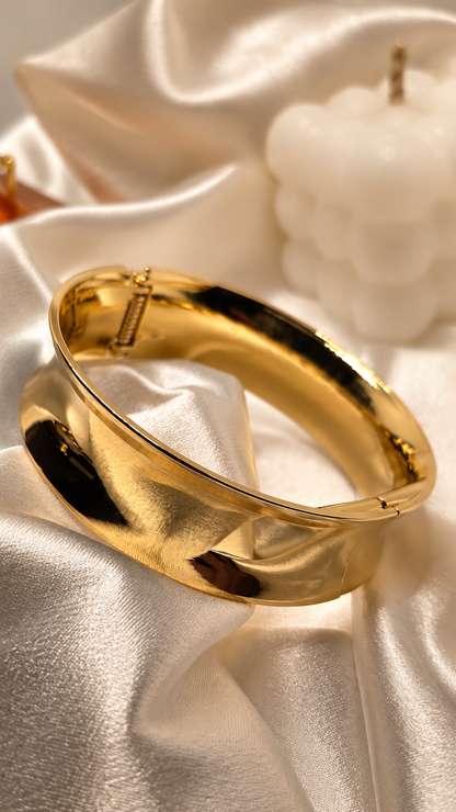 Medium Chunky Bangle